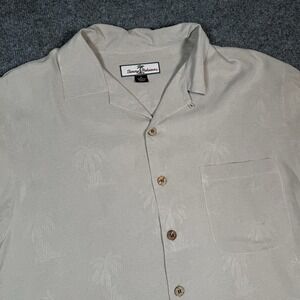 Tommy Bahama Shirt Mens Medium Tan 100% Silk Hawiian Floral Tropical Print Beige